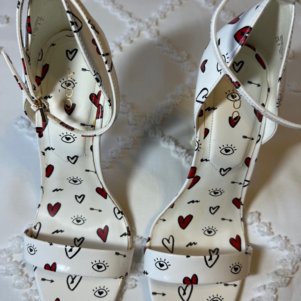 ALDO Brandii Milk Kiss Limited Edition Red Heart Heels SIZE 7.5 - Picture 12 of 15